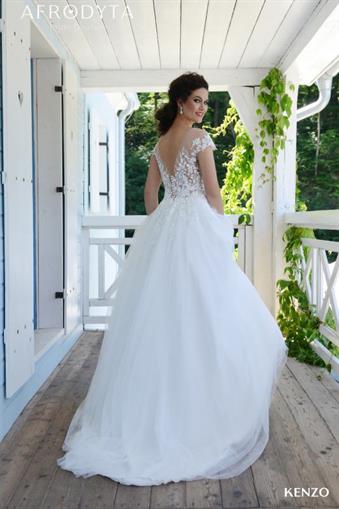 Suknia ślubna Kenzo tył z kolekcji Elope 2019 firmy Afrodyta z Rzeszowa