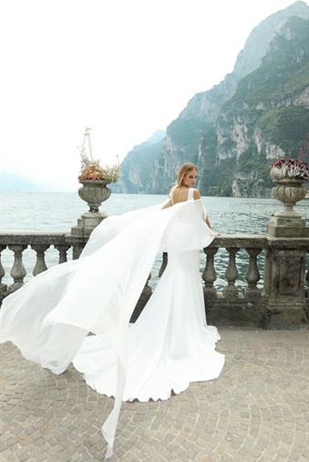 Suknia ślubna Britney tył z kolekcji White Lake firmy Gala na rok 2019
