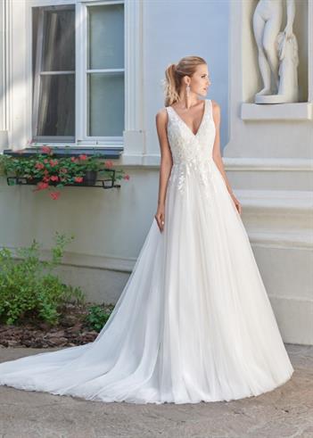 suknia ślubna CAMILLA kolekcja Moonlight Relevance Bridal