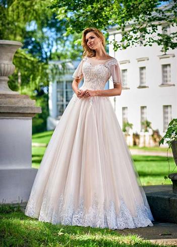  Suknie ślubne 2018 model Malaga od Relevance Bridal