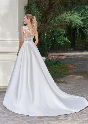 suknia ślubna SATURMINE Tył kolekcja Moonlight Relevance Bridal