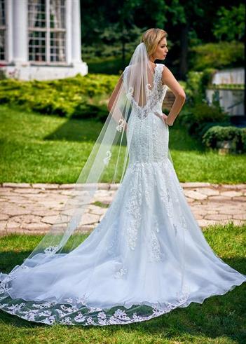  Suknie ślubne 2018 model Valentina tył od Relevance Bridal