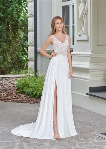 suknia ślubna VIRGINIA kolekcja Moonlight Relevance Bridal